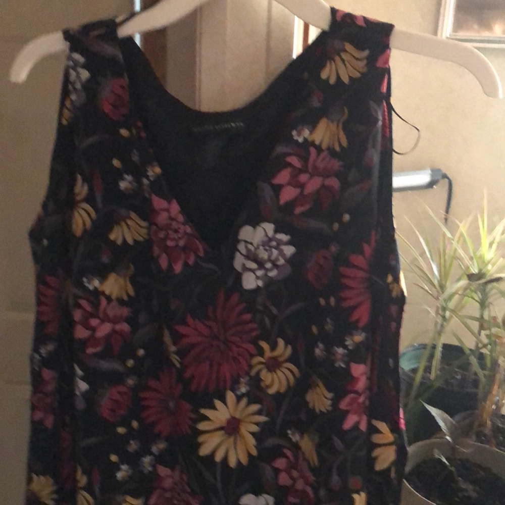 Ladies size large classy dress with open hole sleeves